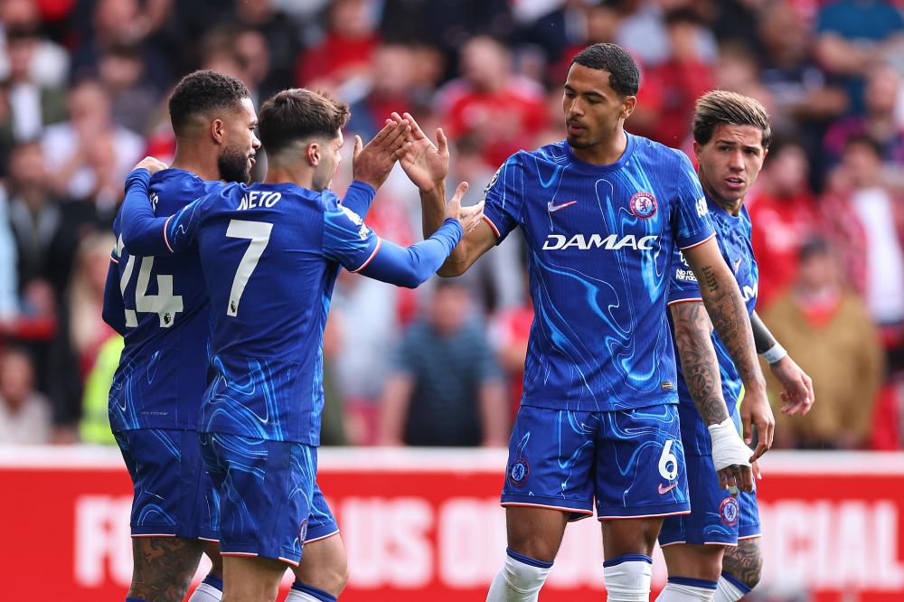 英超：利物浦4-0大胜埃弗顿